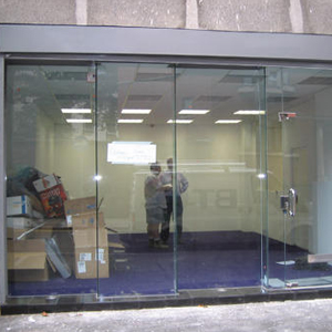 shop front door repair Paradise
